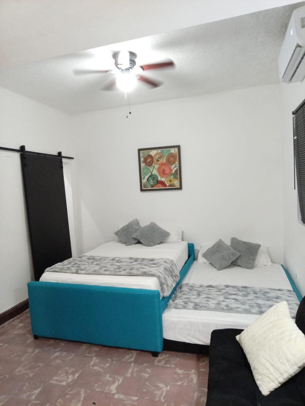 Dgm Lofts Mty Mn 960 F Centro Cerca De Todo Apartment Monterrey Luaran gambar
